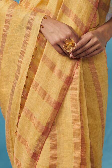 Buy_Dressfolk_Yellow Linen Round Neck Handloom Saree Set