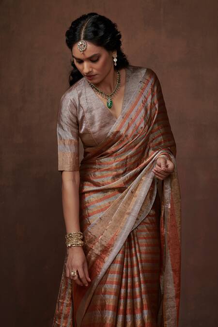 Dressfolk_Gold Handloom Cotton Round Neck Tissue Designer Saree With Blouse_at_Aza_Fashions