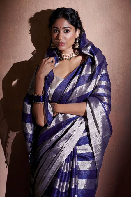 Buy_Dressfolk_Blue Tissue V-neck And Silver Handloom Saree