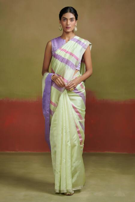 Dressfolk_Green Silk Round Neck Pastel Handloom Saree Set_at_Aza_Fashions