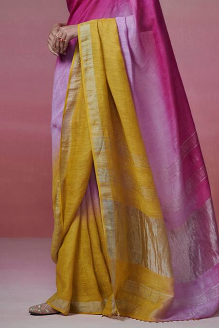 Buy_Dressfolk_Multi Color Linen Round Neck Magenta Handloom Saree Set