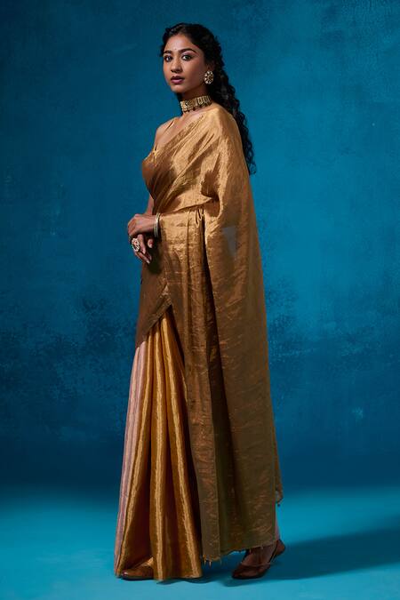 Dressfolk_Gold Tissue V-neck Handloom Saree Set_at_Aza_Fashions