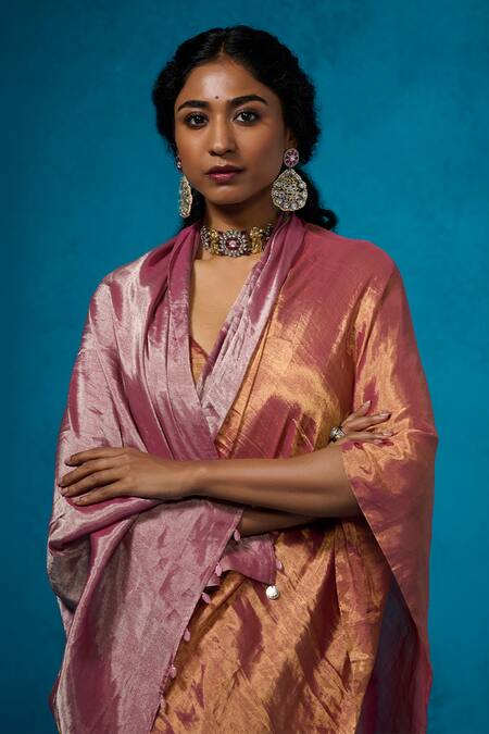 Buy_Dressfolk_Pink Tissue V-neck Handloom And Orange Saree Set