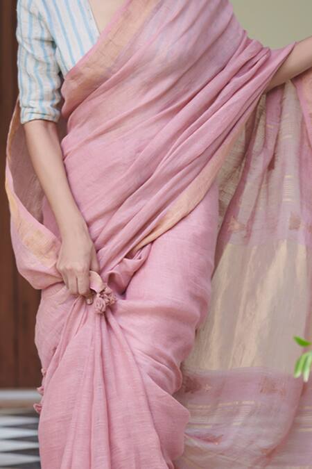 Dressfolk_Pink Handloom Cotton V-neck Linen Dust Rose Saree And Blouse_at_Aza_Fashions
