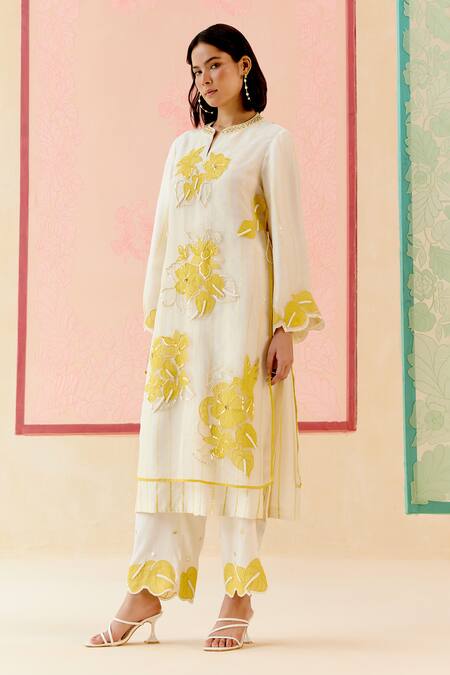 Buy_I Am Design_Ivory Silk Organza Applique, Embroidery Round Neck Suit Set With Mustard Work _Online_at_Aza_Fashions