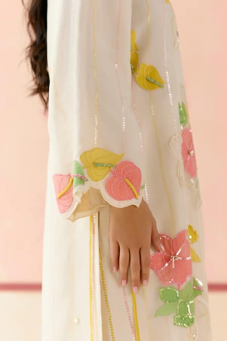 Buy_I Am Design_Ivory Silk Organza Applique, Embroidery Round Neck Work Suit Set _Online_at_Aza_Fashions