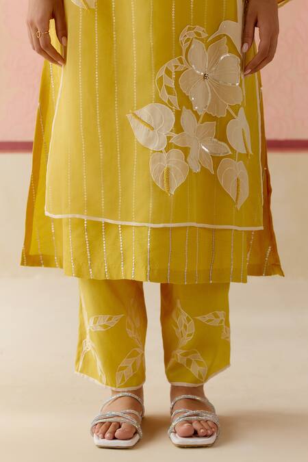 Buy_I Am Design_Mustard Silk Organza Applique, Sequins, Embroidery Round Neck Ombre Suit Set 