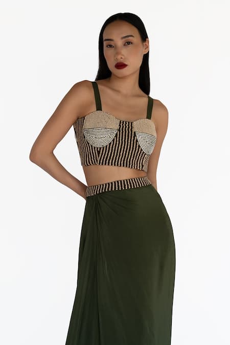 Shop Amka Emerald Green Silk Beads Sweetheart Neck Designer Blouse And Skirt Set Online at Aza Fashions Shop_Amka_Emerald Green Silk Beads Sweetheart Neck Designer Blouse And Skirt Set _Online_at_Aza_Fashions