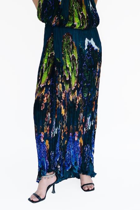 Buy Amka Blue Silk Midnight Designer Blouse And Skirt Set Buy_Amka_Blue Silk Midnight Designer Blouse And Skirt Set