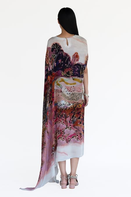 Shop Amka Pink Silk Round Neck Designer Tareli Kaftan In Rose at Aza Fashions Shop_Amka_Pink Silk Round Neck Designer Tareli Kaftan In Rose _at_Aza_Fashions