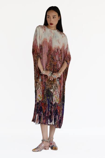 Buy_Amka_Pink Silk Round Neck Designer Bloom Kaftan _Online_at_Aza_Fashions