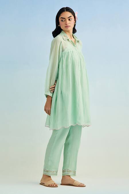 Buy_Anantaa By Roohi_Green Chanderi, Cotton Embroidery Collared Mul Kurta Pant Set _Online_at_Aza_Fashions