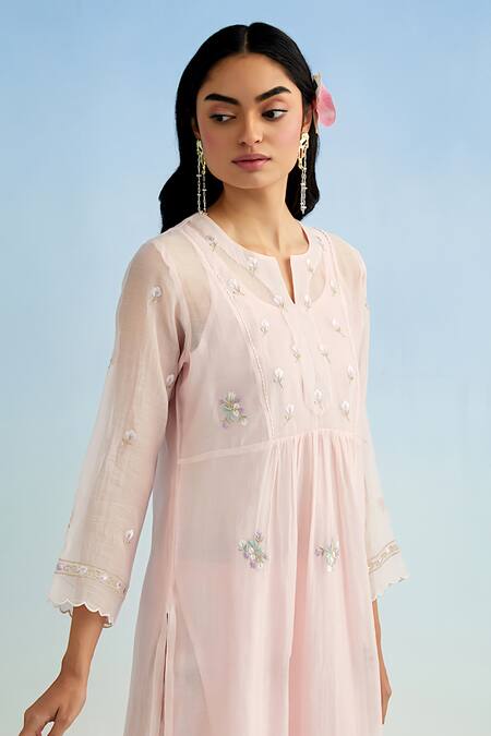 Anantaa By Roohi_Pink Chanderi, Cotton Embroidery Round Neck Kurta Pant Set _at_Aza_Fashions