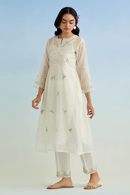 Anantaa By Roohi Ivory Embroidered Kurta Pant Set 