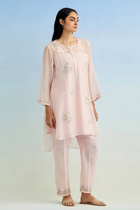 Buy_Anantaa By Roohi_Pink Chanderi Embroidery Round Neck Kurta Pant Set _Online_at_Aza_Fashions