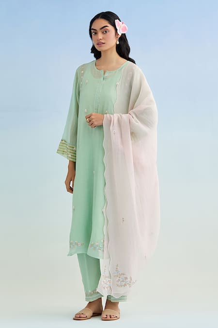 Anantaa By Roohi Green Kurta Pant Set with Pink Dupatta 