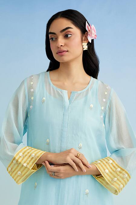 Buy_Anantaa By Roohi_Blue Chanderi Embroidery Round Neck Mul Kurta Set With Yellow Dupatta 