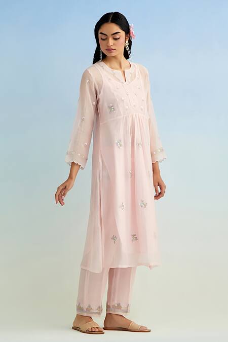 Anantaa By Roohi Pink Chanderi Embroidery Round Neck Kurta Set With Dupatta at Aza Fashions Anantaa By Roohi_Pink Chanderi Embroidery Round Neck Kurta Set With Dupatta _at_Aza_Fashions
