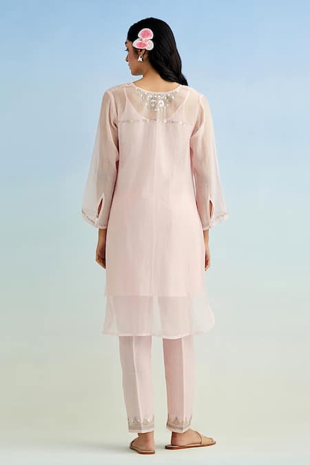 Anantaa By Roohi Pink Mul Chanderi Kurta Set