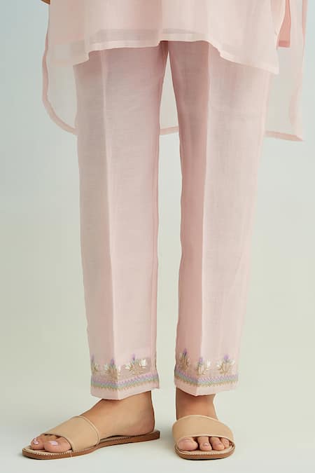 Buy_Anantaa By Roohi_Pink Chanderi Embroidery Round Neck Mul Kurta Set _Online_at_Aza_Fashions