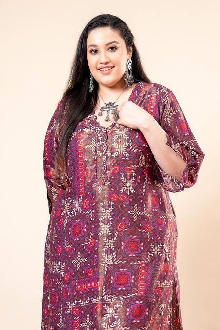 Shop_Mamicha_Wine Crepe Embroidery V-neck Printed Kurta Pant Set_Online_at_Aza_Fashions