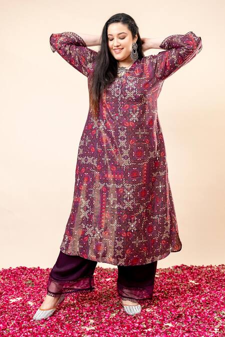Mamicha_Wine Crepe Embroidery V-neck Printed Kurta Pant Set_at_Aza_Fashions