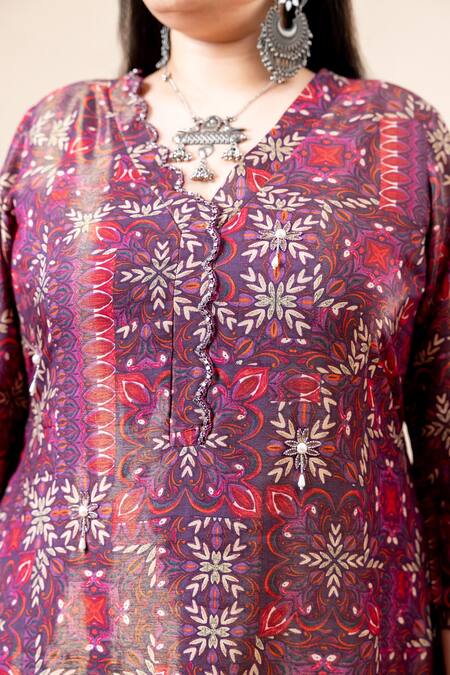 Shop_Mamicha_Wine Crepe Embroidery V-neck Printed Kurta Pant Set