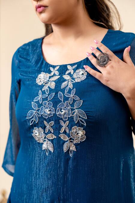 Mamicha_Blue Chiffon Embroidery Round Neck Midnight Shimmer Kurta Pant Set_Online_at_Aza_Fashions