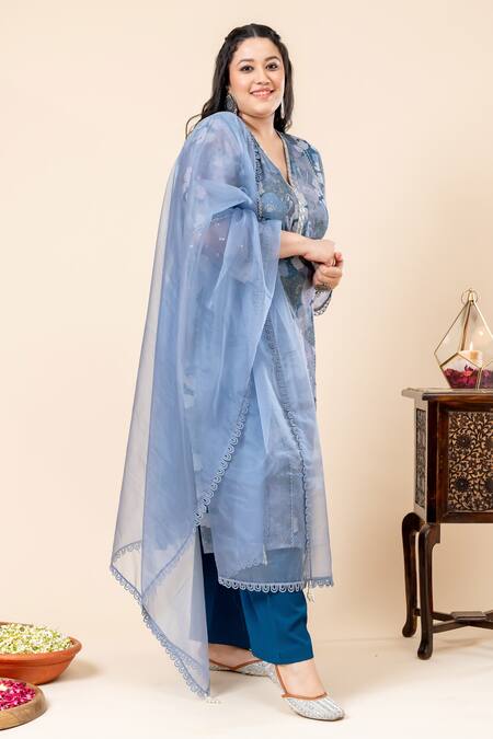 Buy Mamicha Blue Chiffon Beads, Embroidery Split V-neck Midnight Floral Kurta Set Online at Aza Fashions Buy_Mamicha_Blue Chiffon Beads, Embroidery Split V-neck Midnight Floral Kurta Set_Online_at_Aza_Fashions