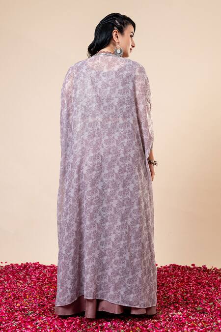 Shop Mamicha Crepe Floral Cape Set With Flared Pant at Aza Fashions Shop_Mamicha_Crepe Floral Cape Set With Flared Pant_at_Aza_Fashions