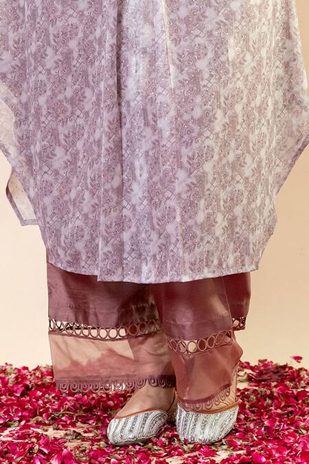 Buy_Mamicha_Pink Chiffon Pearls, Embroidery V-neck Salmon Designer Kurta Pant Set_Online_at_Aza_Fashions