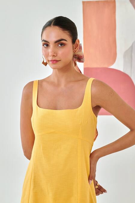 Shop_Moontara_Yellow Cotton Square Neck Linen Sleeveless Dress 