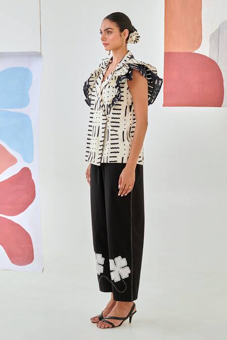 Buy_Moontara_White Cotton Patchwork V-neck Ruffled Jacket And Black Pants Set _Online_at_Aza_Fashions