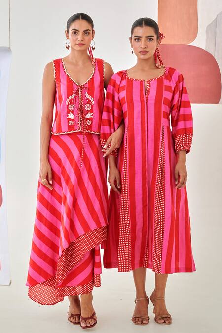 Buy_Moontara_Red Cotton Embroidery Round Neck Layered Skirt And Top Set _Online_at_Aza_Fashions