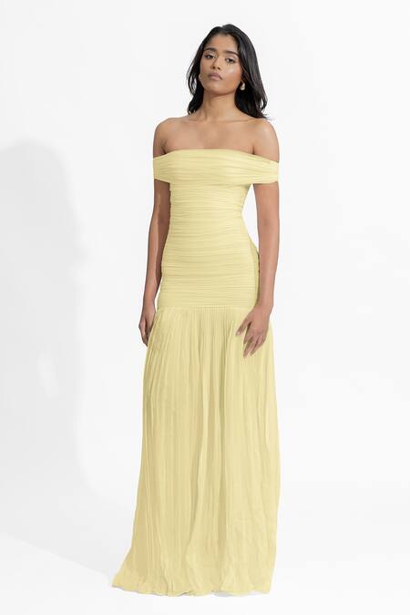 Deme By Gabriella White Crepe, Lycra Off-shoulder Maria Pleated Mermaid Dress Online at Aza Fashions Deme By Gabriella_White Crepe, Lycra Off-shoulder Maria Pleated Mermaid Dress _Online_at_Aza_Fashions