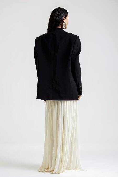 Buy Deme By Gabriella Black Net, Lycra Square Neck Cara Gather Detailed Gown Online at Aza Fashions Buy_Deme By Gabriella_Black Net, Lycra Square Neck Cara Gather Detailed Gown _Online_at_Aza_Fashions