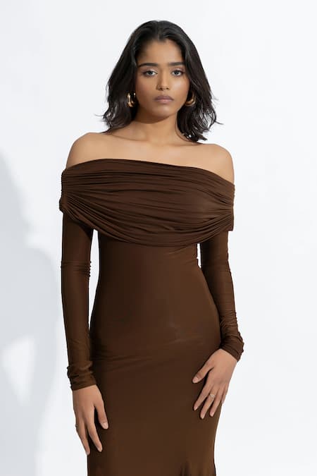 Deme By Gabriella Brown Lycra Off-shoulder Irene Off Mermaid Dress Online at Aza Fashions Deme By Gabriella_Brown Lycra Off-shoulder Irene Off Mermaid Dress _Online_at_Aza_Fashions