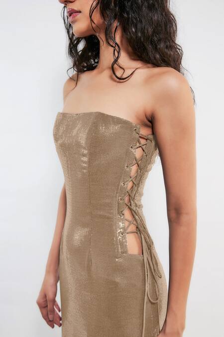 Shop Deme By Gabriella Grey Georgette Sequins, Feathers Bandeau Neck Amiele Embellished Dress Online at Aza Fashions Shop_Deme By Gabriella_Grey Georgette Sequins, Feathers Bandeau Neck Amiele Embellished Dress _Online_at_Aza_Fashions