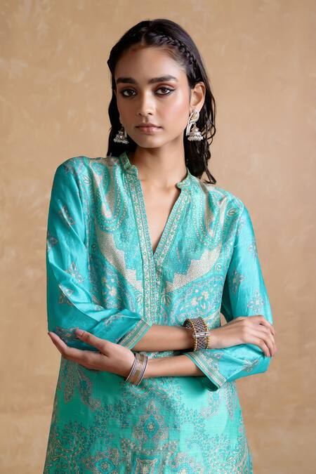 Ritu Kumar_Turquoise Silk, Viscose Embroidery Split V-neck Designer Kurta Set _at_Aza_Fashions