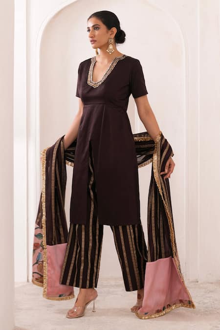 Aamra By Lavanya_Brown Silk, Chanderi Silk, Cotton Satin Embroidery V-neck Hand Kurta Set _Online_at_Aza_Fashions