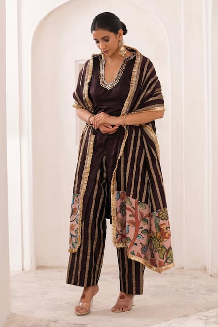 Buy_Aamra By Lavanya_Brown Silk, Chanderi Silk, Cotton Satin Embroidery V-neck Hand Kurta Set 