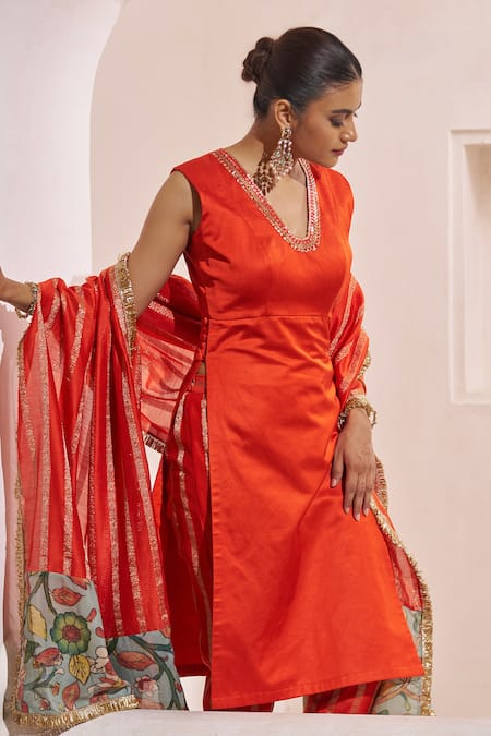 Buy_Aamra By Lavanya_Orange , Cotton Satin, Chanderi Embroidery V-neck Hand Kurta Set 