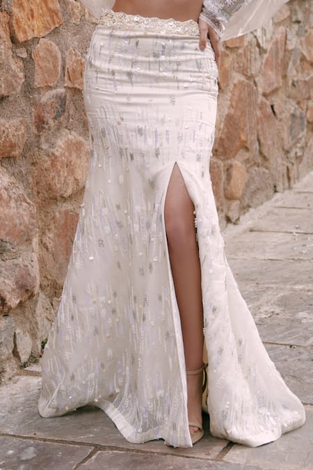 Buy_Lasha_Ivory Silk Organza, Net Sequins, Beads Square Designer Lehenga Set With Cape _Online_at_Aza_Fashions