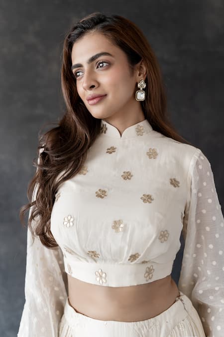 Buy_Shachi Sood_White Chanderi Silk Embroidery Mandarin Collar Hand Lehenga Set _Online_at_Aza_Fashions