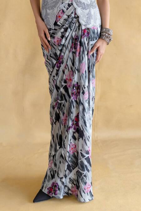 Shachi Sood_Gray Silk Embroidery Round Neck Fern Noor Coord Set _at_Aza_Fashions