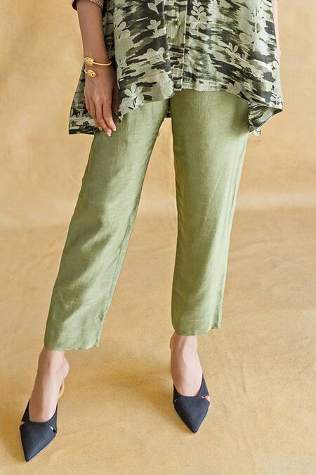 Shachi Sood_Green Silk Embroidery Round Neck Amber Raas Coord Set _Online_at_Aza_Fashions