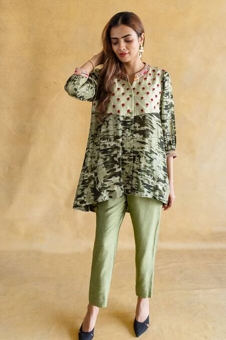 Buy_Shachi Sood_Green Silk Embroidery Round Neck Amber Raas Coord Set _Online_at_Aza_Fashions
