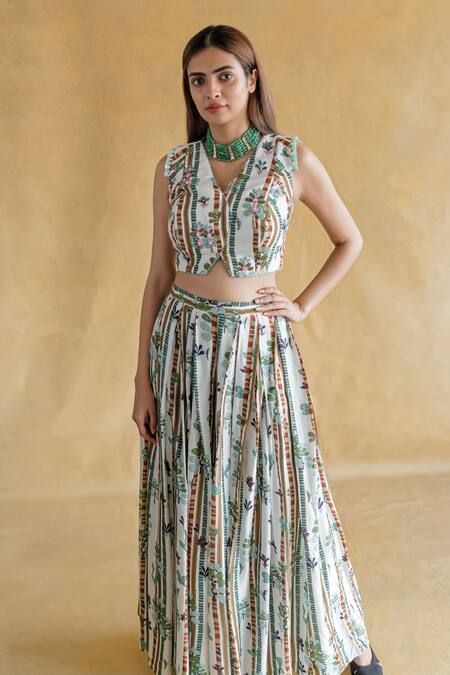 Shachi Sood_White Silk Embroidery Round Neck Phool Rekha Palazzo Set _at_Aza_Fashions