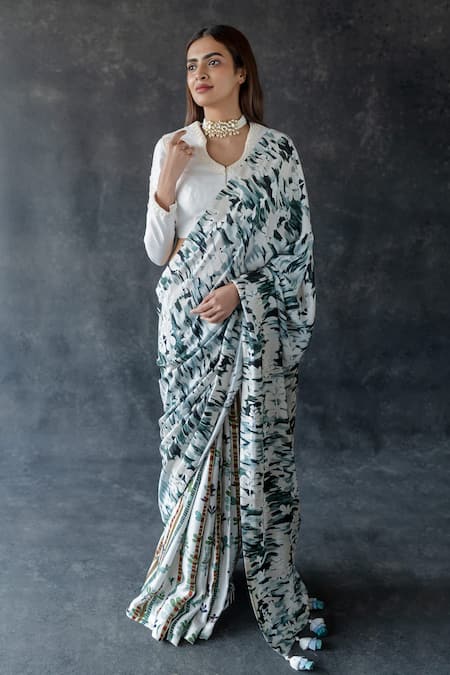 Buy_Shachi Sood_White Silk Beads Round Neck Designer Sanjh Sutra Saree Set _Online_at_Aza_Fashions