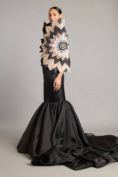 Buy Siddartha Tytler Black 3d Mandala Cape Online at Aza Fashions Buy_Siddartha Tytler_Black 3d Mandala Cape _Online_at_Aza_Fashions